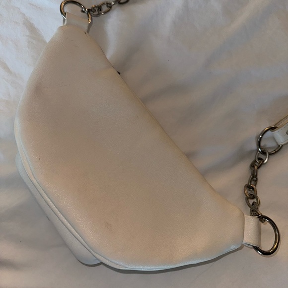 Fanny pack from UO - Picture 8 of 8